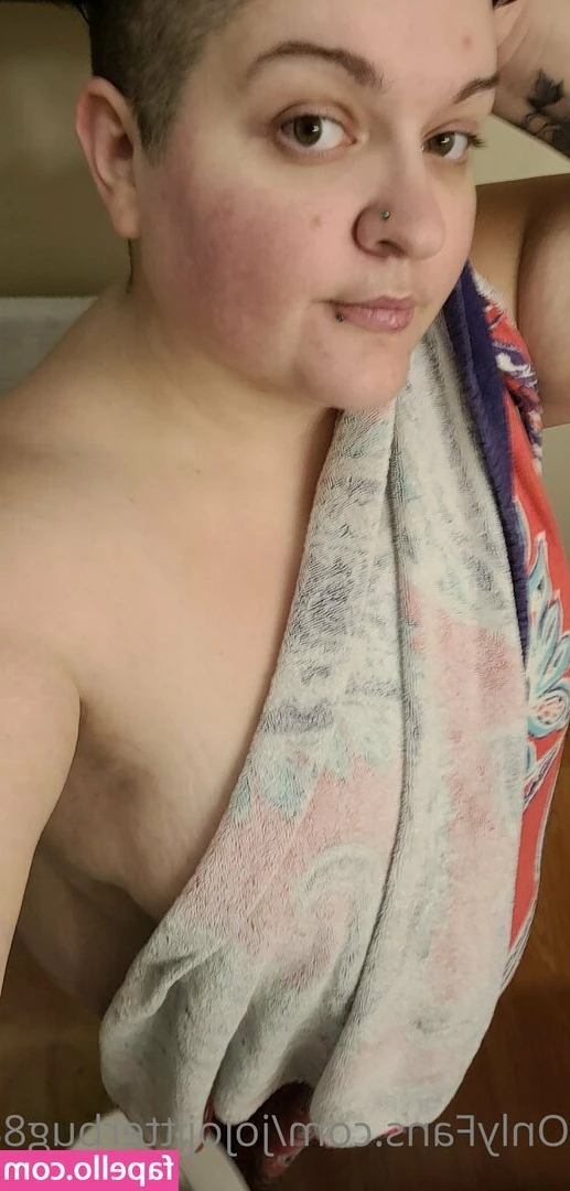jojojitterbug88 - A slut needs her protein to make this booty grow! @jakdieselbbc