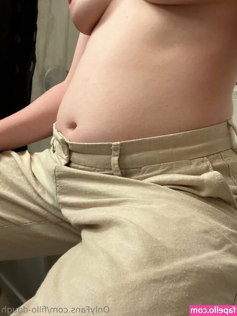fillo-dough - Hey babe - wanna come over and watch porn on my flatscreen mirror