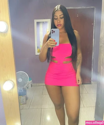 Rafaella Fernandes [ rafaella-fernandes ] - your view right before I sit on you