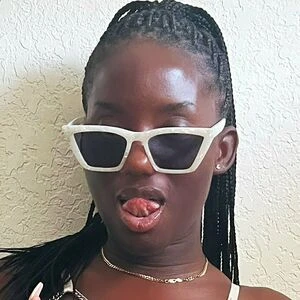 Moniquechr97
