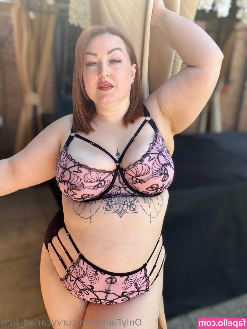 curvycariad_free [ curvycariad-free ] - i love posting my naked body on the internet