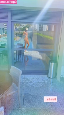 Thaisa Daher [ thaisa-daher ] - Pounce  Good evening you wonderful lovelies it is about to be the