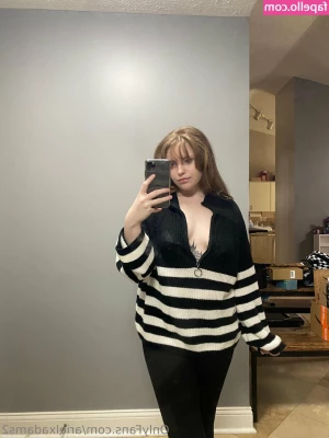 arielxadams2 - Wearing a lucky fans panties today  I already came in them once when