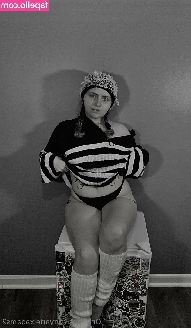 arielxadams2 - Ready for the gym