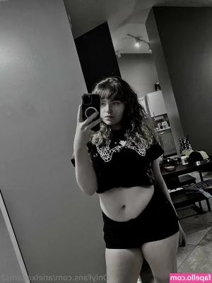 arielxadams2 - Third jerk off of the day  Gonna sleep early today i guess