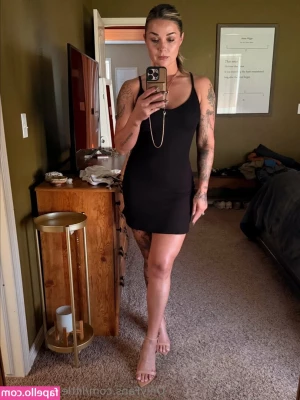 little_miss_jade [ little-miss-jade ] - Did you want me wrapped?