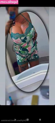 claratolea - Debut post on OF  This exxxtra hot video of Me getting my pussy