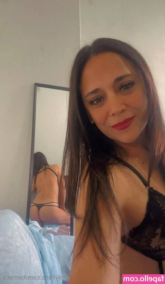 berraka - Tip $15 and get video me blowjob white guy and I use dildo fuck me