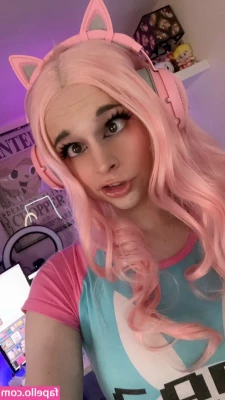 its_peachybunnn [ its-peachybunnn ] - Enjoying the view 👀 I love being watched and getting ******. 😈