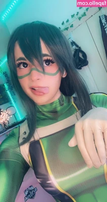 its_peachybunnn [ its-peachybunnn ] - Saturday morning, and all I can think about is smashing your balls