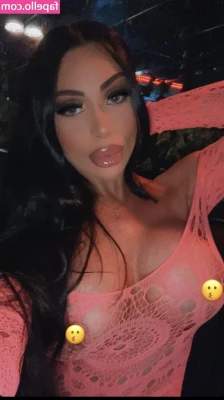 Amiradoll - Check your inbox for the bottom half of this photo