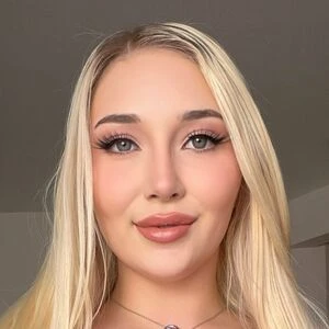 angelicfuckdoll