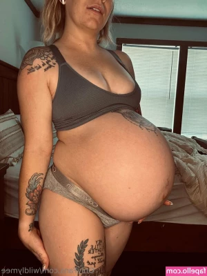 wildlymee - Wanna see my big massive mommy milkers? 😋😘