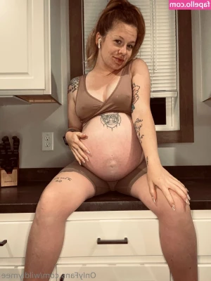 wildlymee - wiggle wiggle wiggle