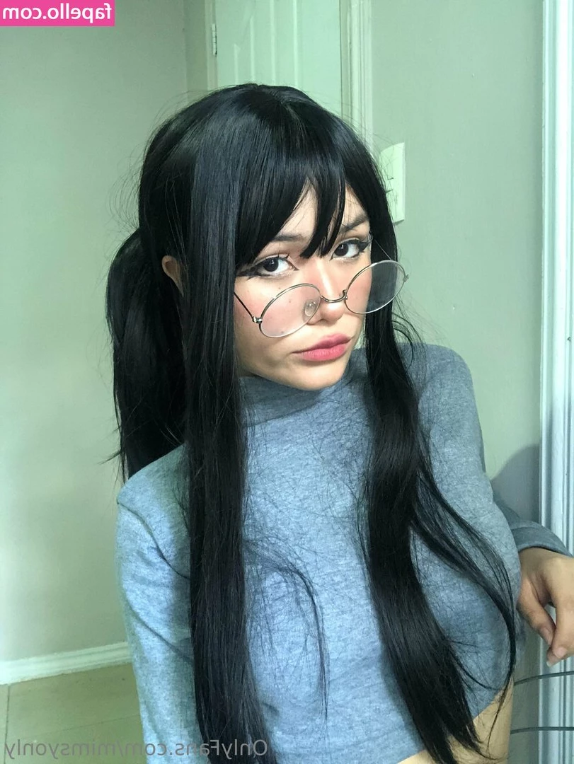 lynnminnie - rubbing my clit and fucking myself☺️