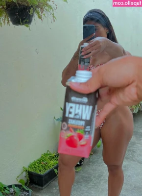 Larissa Felix [ larissa-felix ] - I've been a super naughty little slut 😇 come spank me me