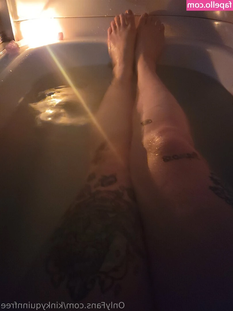 kinkyquinnfree - Surgery over, laying in bed all day for a couple days. I’ll be able