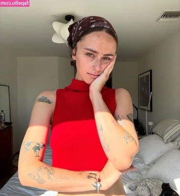 ellaemhoff - Hey Daddyy 💦💦💦