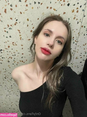 avalilyfree - Morning glow that needs to be licked! 😘
