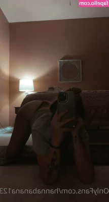 Hannabanana123 - Why stop at one bikini when your ass looks amazing in so many of