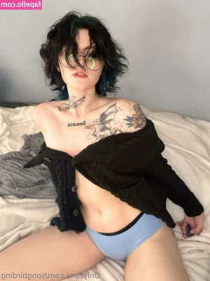mistmutt - These panties are so fucking thin 😮👀😈