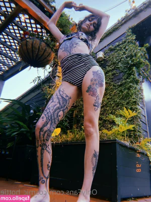 cosmic_hottie [ cosmic-hottie ] - A very naughty bath time video is coming in your DM. Don’t