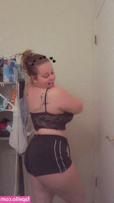 Emmybear1005 - who’s ready for the video?👅😈