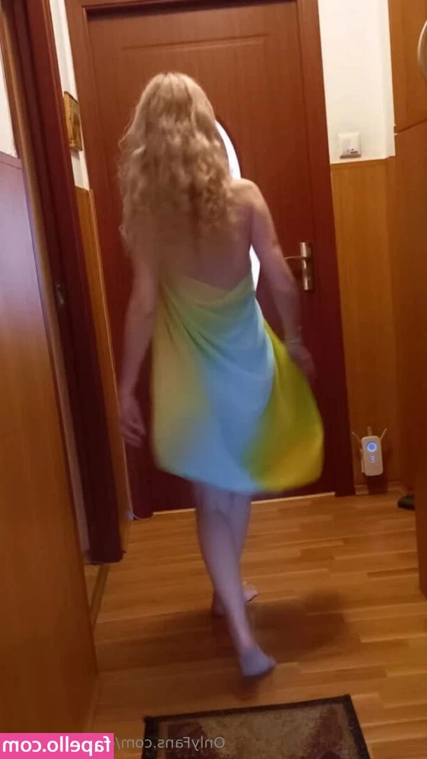 corina.burlacu [ corina-burlacu ] - Swipe for sexy... 🌈🍑