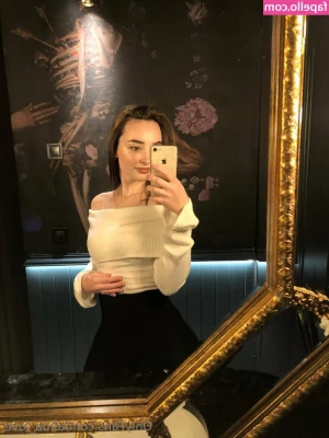 afina_love [ afina-love ] - i need to ride a man's face RIGHT NOW