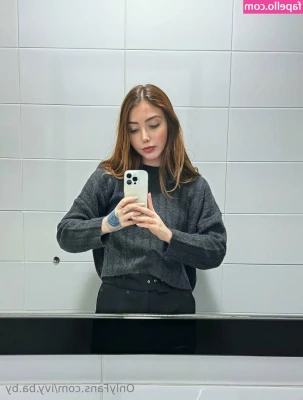 ivybabypaid - Feeling blue and LOVING it !! 💙😉