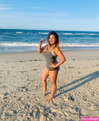 Katalexandra_ [ katalexandra ] - got something blue for your blue balls 🏀