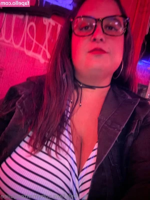 mistressjuliee - Since switching to my new phone, I got locked out of my only fans,