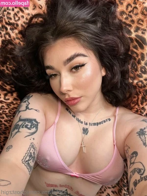 ghostzgirl - I want to have some naughty fun today😈