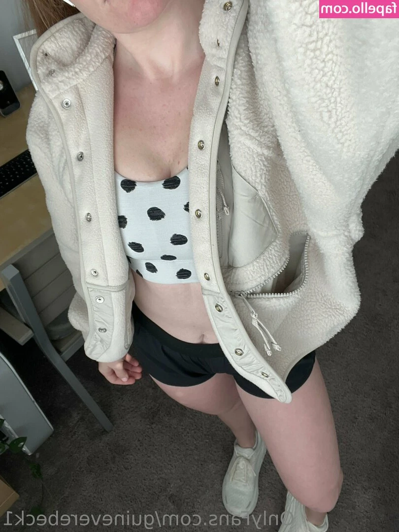 guineverebeck1 - Remember I have a NEW Feet Video if you like 👣