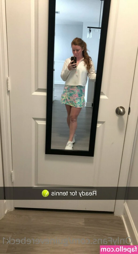 guineverebeck1 - Looked cute, just wanted to show you 🖤