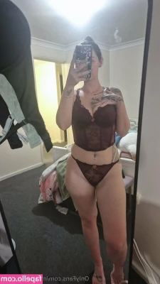 mumgonewild3 - It's always bikini weather in Florida. Worship my Ass in this sexy
