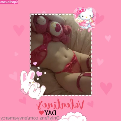 envyemercy - BECOME A FRIEND WITH BENEFITS TIER PERSON TO GET LIFETIME DISCOUTNS