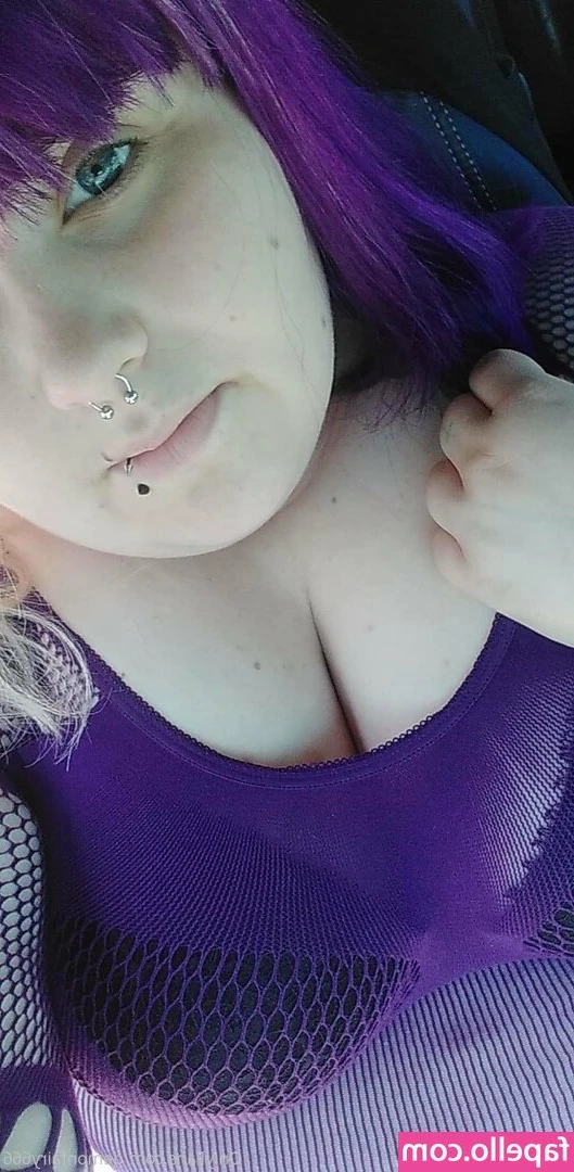 demonfairy666 - My thighs are THICK