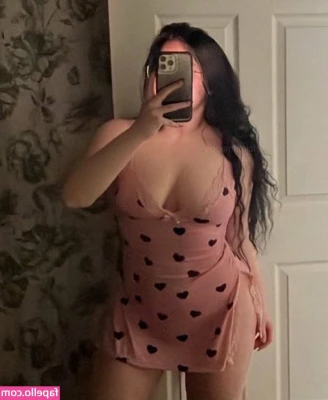 fckoffmaebe - Still horny today? Watch me touch my pussy for you 💕