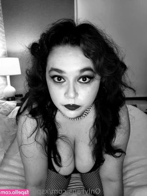 xspicygoudax - Here is a little retarded video of me changing after my