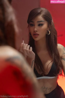 arryagraham - New sex trick. XD Do you like to view?