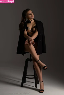 adel_secret [ adel-secret ] - I get so hot and bothered when the husbands and wifes are watchng