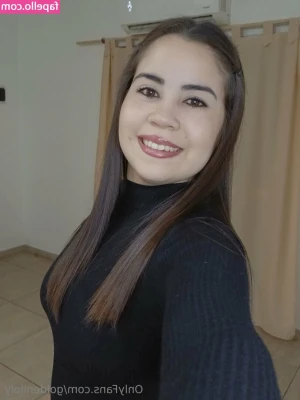 goldenlloly - Logging on right meow! Chaturbate.com/lunaxlovelyx