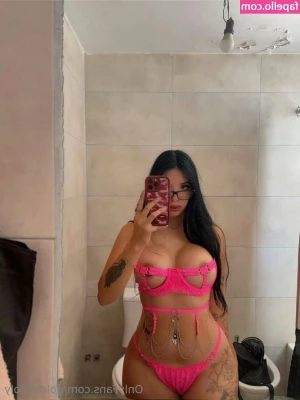 goldenlloly - Good morning friends! Don’t miss this hot video of my booty while