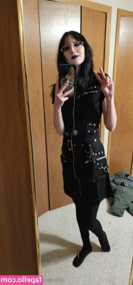 violavixene - BRAND NEW VIDEO for you today! I pour oil all over these 34J's for