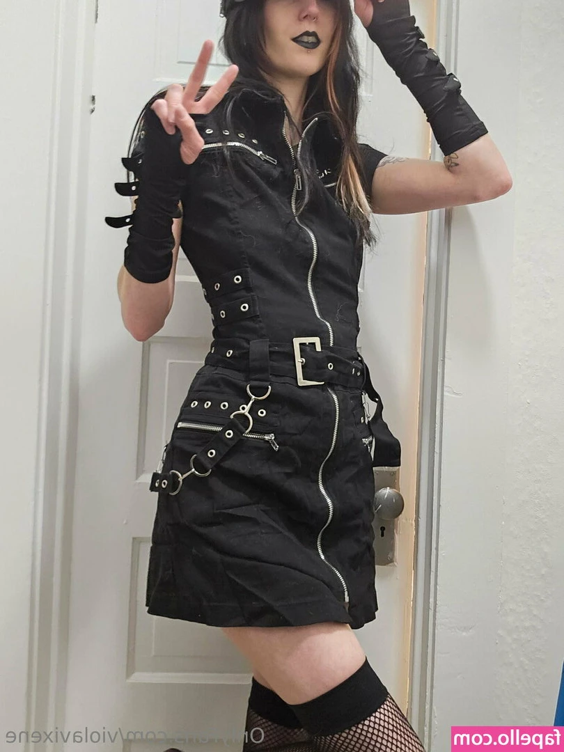 violavixene - I forgot there was confetti all over my bed when I crawled in (in the