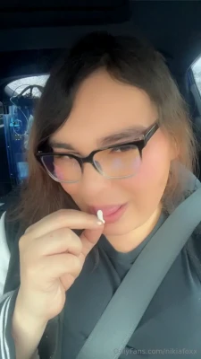 dahliaskye - Mis amores les deseo feliz Navidad y que la pasen genial, gracias por