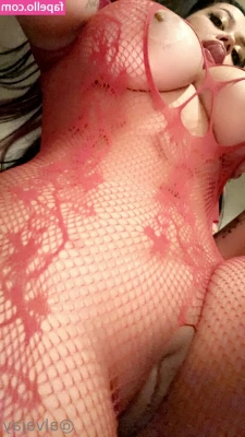 alvajay [ alvajay-2 ] - It's a perfect day to worship My delicious nylon feet! 🌞 