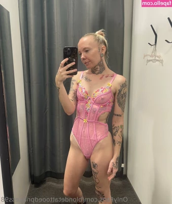 blondetattooedprincess98 - Do we like  xx
