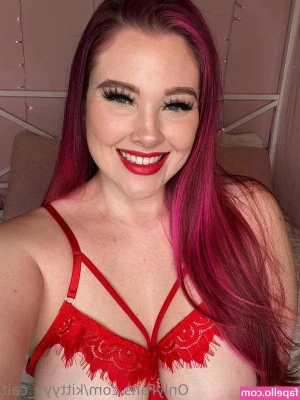 kittyyy_cait [ kittyyy-cait ] - Red  tight and with hidden desires  will you be the one to fulfill